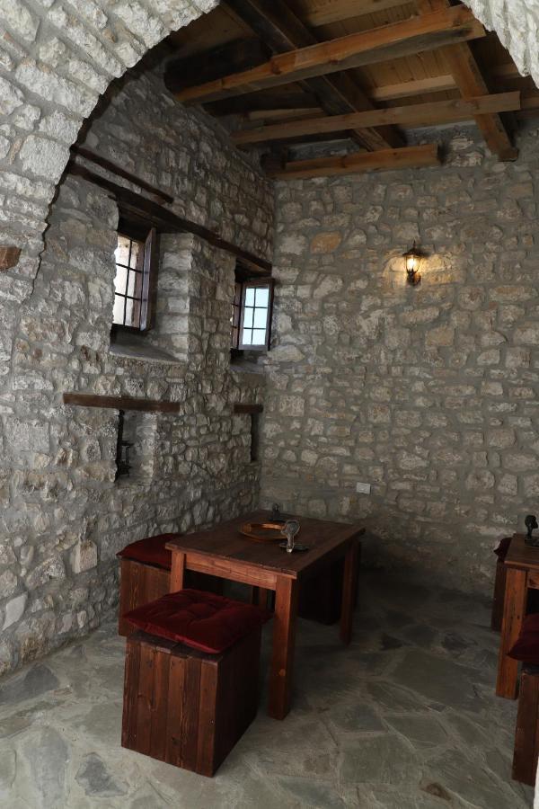 Villa Athina In Berat Castle - Since 1741 Eksteriør billede